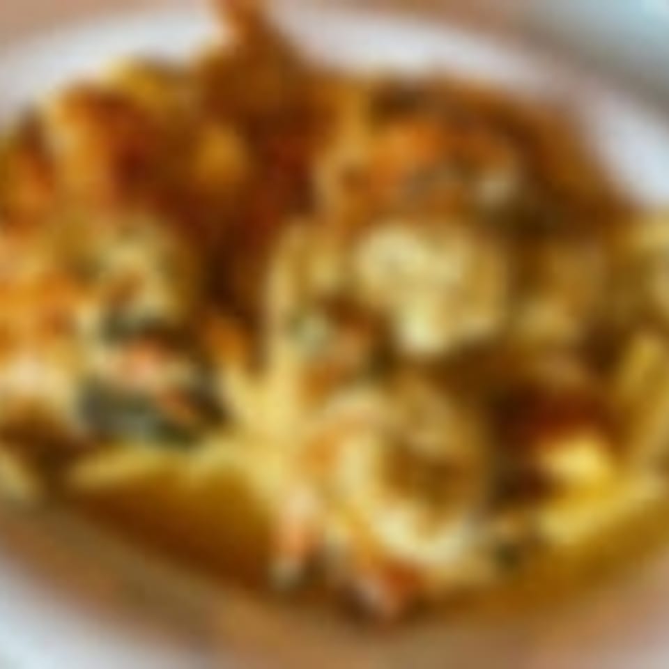 Savor Our Lunch Offerings
